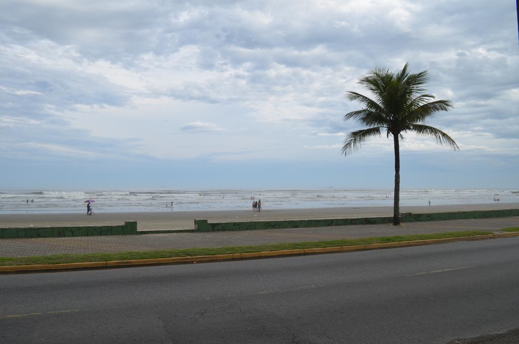 Pousada/Flat Praia Do Sonho * Itanhaem